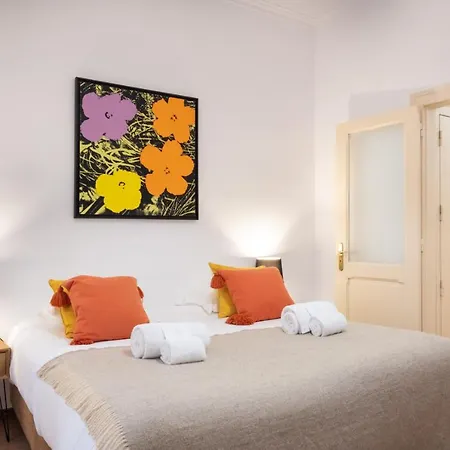 Central Apartment With Terrace By Lovelystay Lisbon Exterior photo